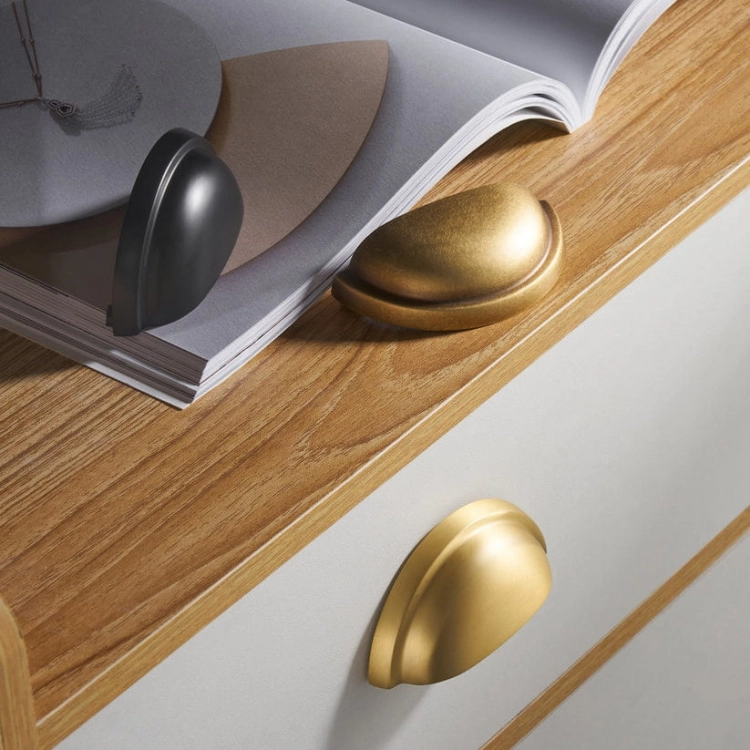 highgate-solid-brass-cup-pull-handles-meraki-990070[1].jpg