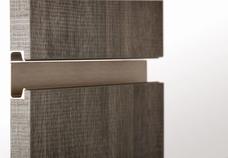 0127997L24_8
