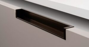 Uchwyt meblowy wpuszczany Hexxa 1100