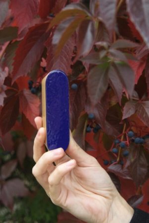 Niebieski uchwyt meblowy SOLO BLUE
