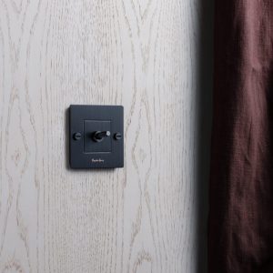 Włącznik pojedynczy 1G Toggle Switch Mosiężny Standard europejski