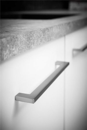 Uchwyt FLAT 256 mm - stal