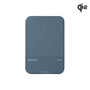 Native Union (Re)Classic Qi2 Power Bank - magnetyczny powerbank 5000 mAh kompatybilny z MagSafe i Qi2, kabel USB - C - USB - C 15 cm w zestawie (navy)