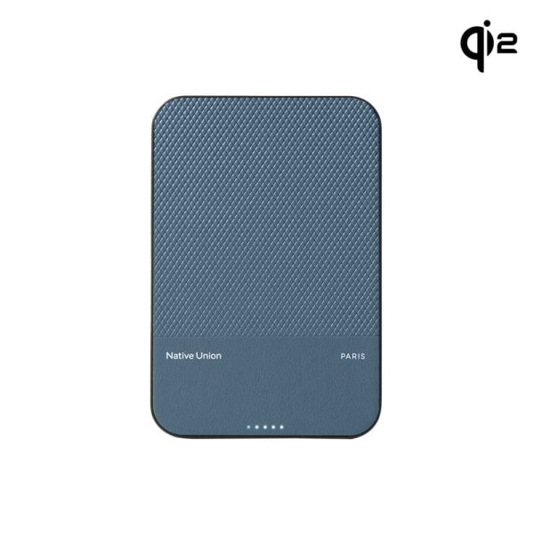 Native Union (Re)Classic Qi2 Power Bank - magnetyczny powerbank 5000 mAh kompatybilny z MagSafe i Qi2, kabel USB - C - USB - C 15 cm w zestawie (navy)