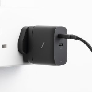 Native Union Fast GaN Charger - ładowarka 67W PD, 2x USB - C, adaptery US/UK/EU w zestawie (black)