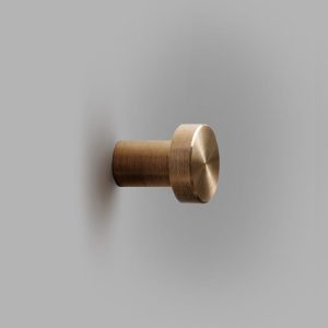 Mosiężny wieszak ścienny NENA SW BRASS