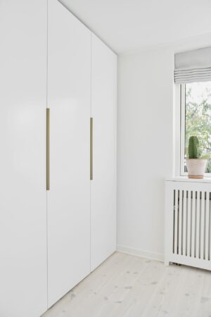 Długi uchwyt krawędziowy EDGE STRAIGHT 3×160 mm, dł. 600 mm