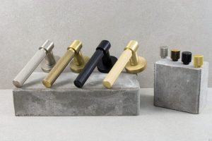 Klamka do drzwi Helix 200 Metalowa Antyczny brąz Zamek modułowy