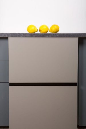 Uchwyt meblowy krawędziowy Jey 3000 Aluminiowy Czarny