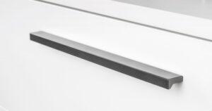 Uchwyt meblowy podłużny Angle 900 Metaliczny