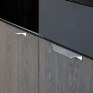 Uchwyt meblowy podłużny Cutt 480/1376 Aluminiowy Srebrny