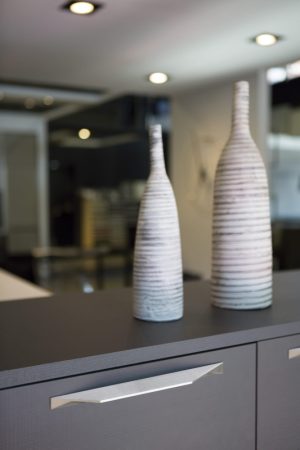 Uchwyt meblowy podłużny Cutt 480/1376 Aluminiowy Srebrny