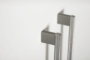 UCHWYT MEBLOWY PODŁUŻNY GRAF MINI 1178 SREBRNY