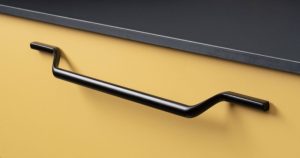 UCHWYT MEBLOWY PODŁUŻNY VALLEY 160 METALOWY CZARNY MAT