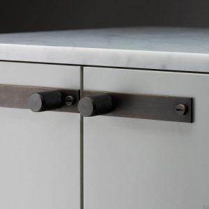Gałki meblowe z podkładką FURNITURE KNOB PLATE Cross Mosiężne Palony Brąz