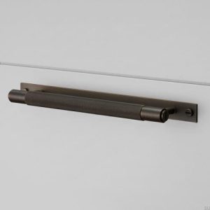 Uchwyt meblowy z podkładką Pull Bar Plate Small Cross Palony Brąz