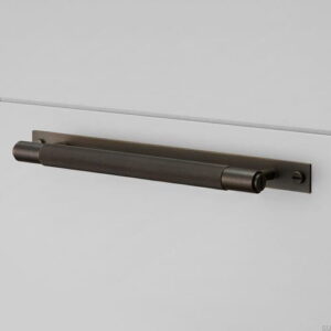 Uchwyt meblowy z podkładką Pull Bar Plate Medium Palony Brąz