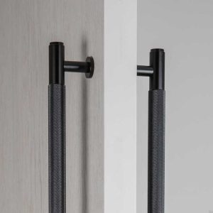 Uchwyt meblowy obustronny Pull Bar Double - sided Cross Metalowy Czarny