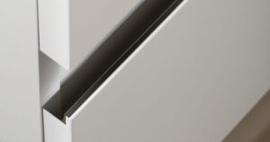 Uchwyt meblowy krawędziowy Grada 1197 Aluminiowy Czarny