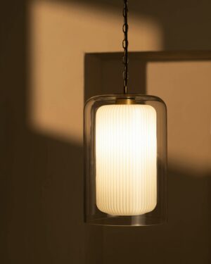 Windsor duża lampa wisząca z opalowym szkłem – Antyczny mosiądz