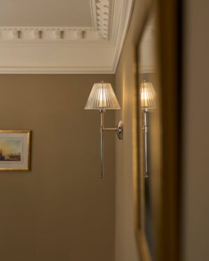 Cotswold kinkiet ścienny z ryflowanym szkłem – Polerowany nikiel