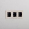 Kew Gniazdo Schuko/Bipasso x 3 w potrójnej ramce – Satynowy nikiel, Czarny