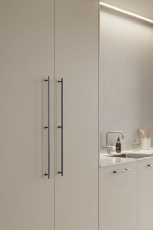 Uchwyt meblowy podłużny Villa Long 640 Gun-metal