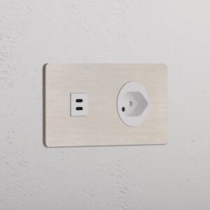 Grove Gniazdo USB-C 30W i szwajcarskie typu J w podwójnej ramce – Satynowy nikiel, Biały