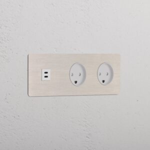 Kew Gniazdo USB-C 30 W i duńskie typu K x 2 w potrójnej ramce – Satynowy nikiel, Biały