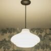 Brookfield średnia lampa wisząca z opalowym szkłem – Brąz