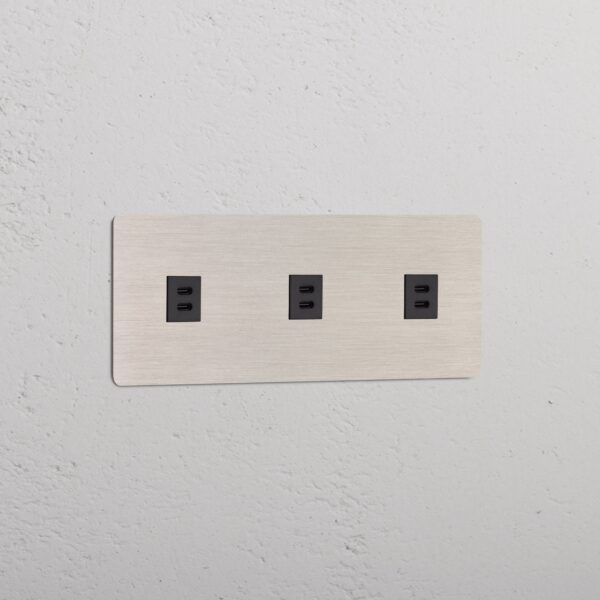 Kew Gniazdo USB-C 30 W x 3 w potrójnej ramce – Satynowy nikiel, Czarny