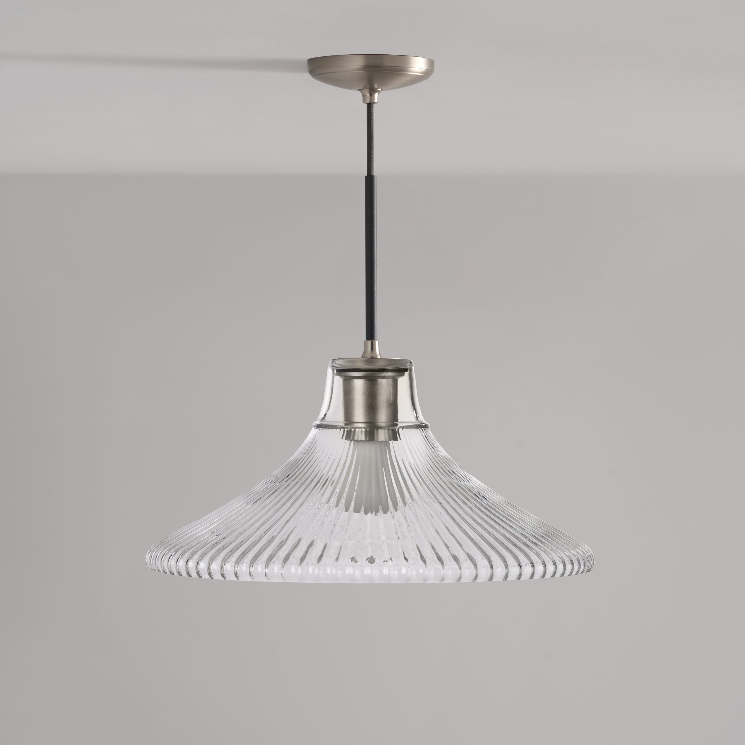 Hammersmith duża lampa wisząca z ryflowanym szkłem – Satynowy nikiel