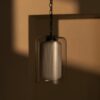 Windsor średnia lampa wisząca z opalowym szkłem – Brąz