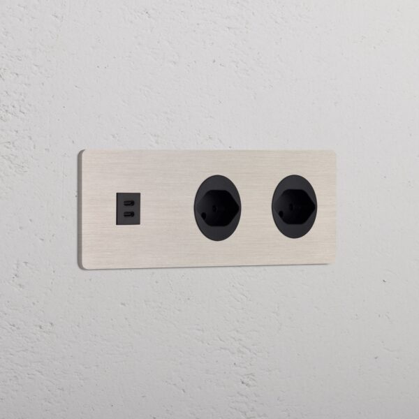 Grove Gniazdo USB-C 30W i szwajcarskie typu J x 2 w potrójnej ramce – Satynowy nikiel, Czarny