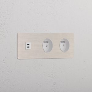 Kew Gniazdo USB-C 30 W i francusko/belgijskie typu E x 2 w potrójnej ramce – Satynowy nikiel, Biały