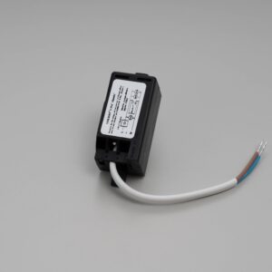 Moduł kompensatora LED do ściemniacza Standard Europejski – Czarny (EU)