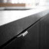 Uchwyt meblowy krawędziowy Edge Straight Upwards 40 Aluminiowy Srebrny