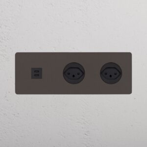 Kew Gniazdo USB-C 30W i szwajcarskie typu J x 2 w potrójnej ramce – Brąz, Czarny