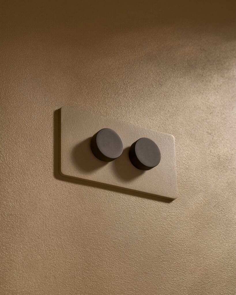 Grove 4-Module 2x Dimmer Switch – Paintable Bronze