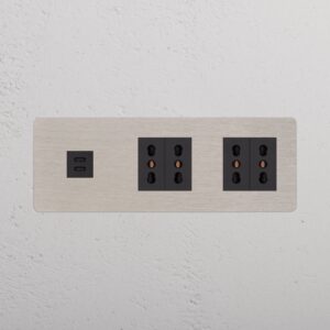 Kew Gniazdo USB-C 30 W i Bipasso x 4 w potrójnej ramce – Satynowy nikiel, Czarny