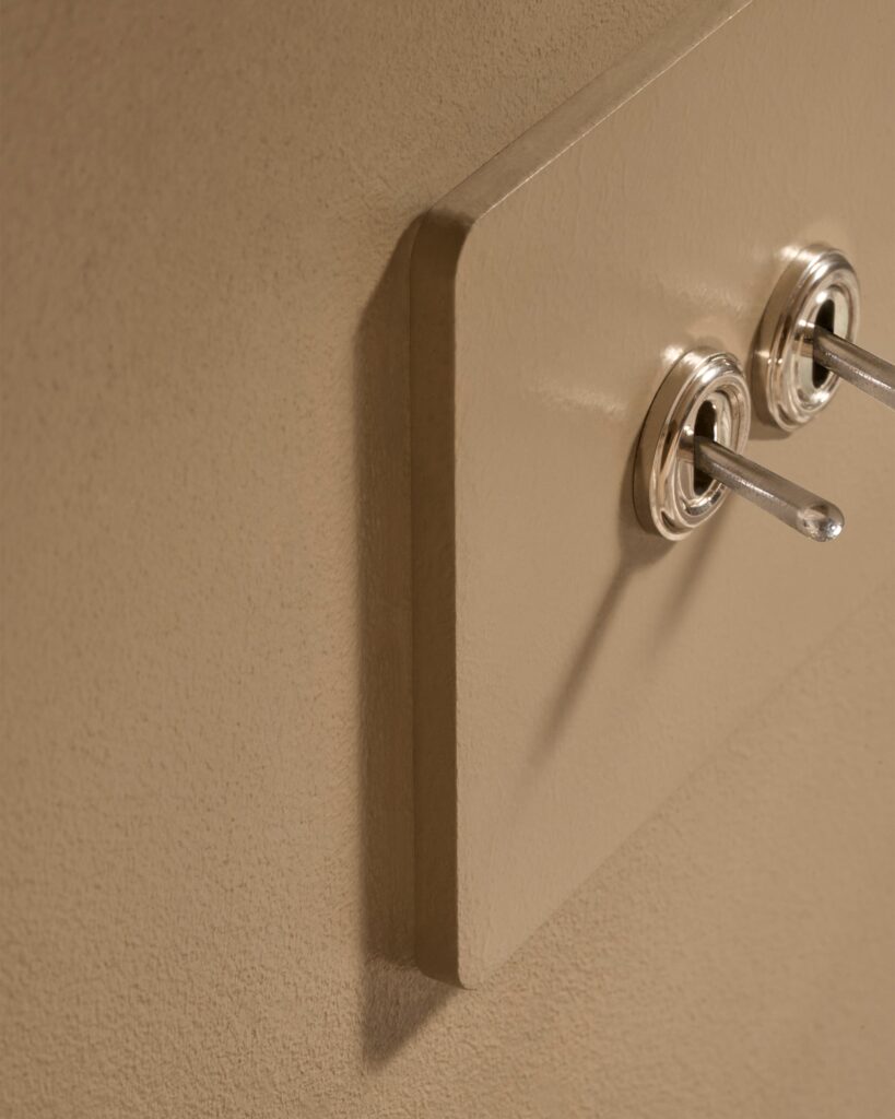 Grove 4-Module 4x Toggle Switch – Paintable Polished Nickel