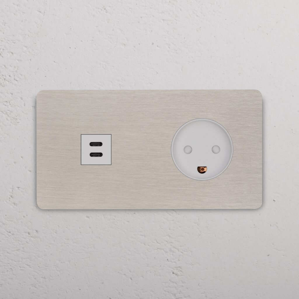 Grove Gniazdo USB-C 30 W i duńskie typu K w podwójnej ramce – Satynowy nikiel, Biały