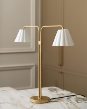 Cotswold podwójna lampa stołowa z delikatną porcelaną – Antyczny mosiądz
