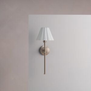 Cotswold kinkiet ścienny z delikatną porcelaną – Satynowy nikiel
