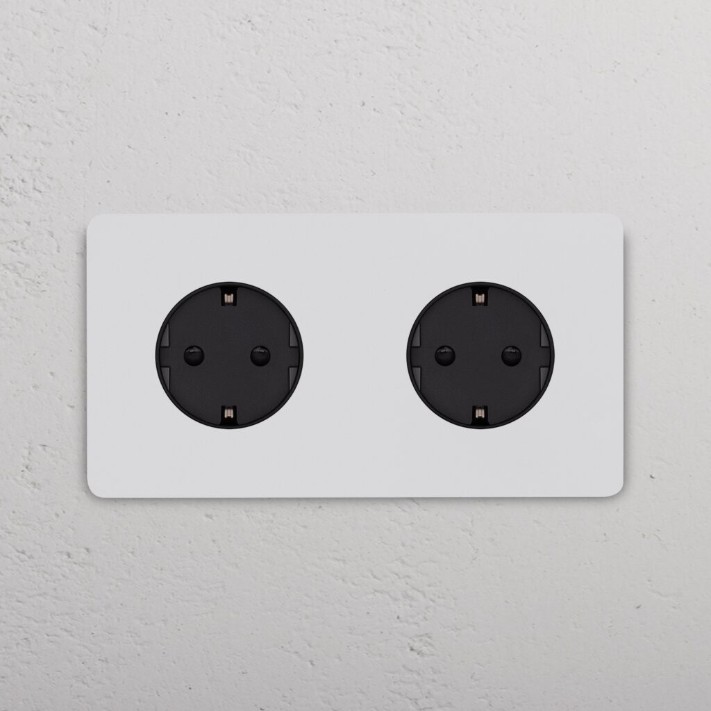 Grove Gniazdo Schuko typu F x 2 w podwójnej ramce – Do malowania, Czarny