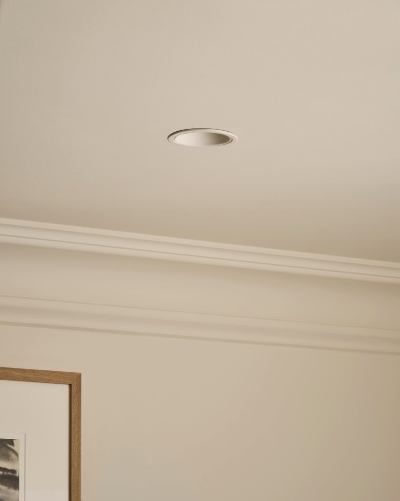 Buxton ognioodporna stała oprawa oświetleniowa typu downlight 50 mm – Do malowania