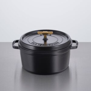 Garnek Cocotte Staub 6.7 L z m radełkowanym uchwytem – Czarny