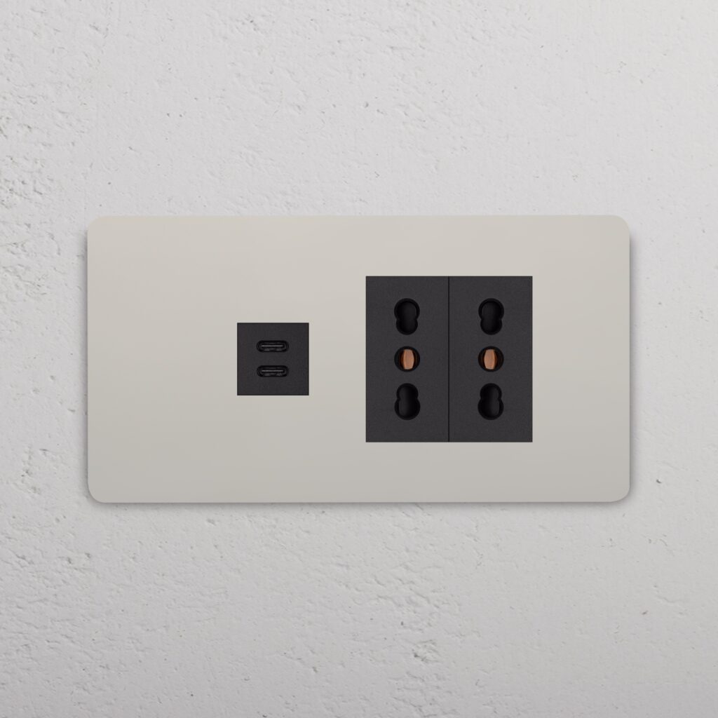 Grove 4-modułowe gniazdo USB-C 30 W i 2x Bipasso – Polerowany nikiel, Czarny