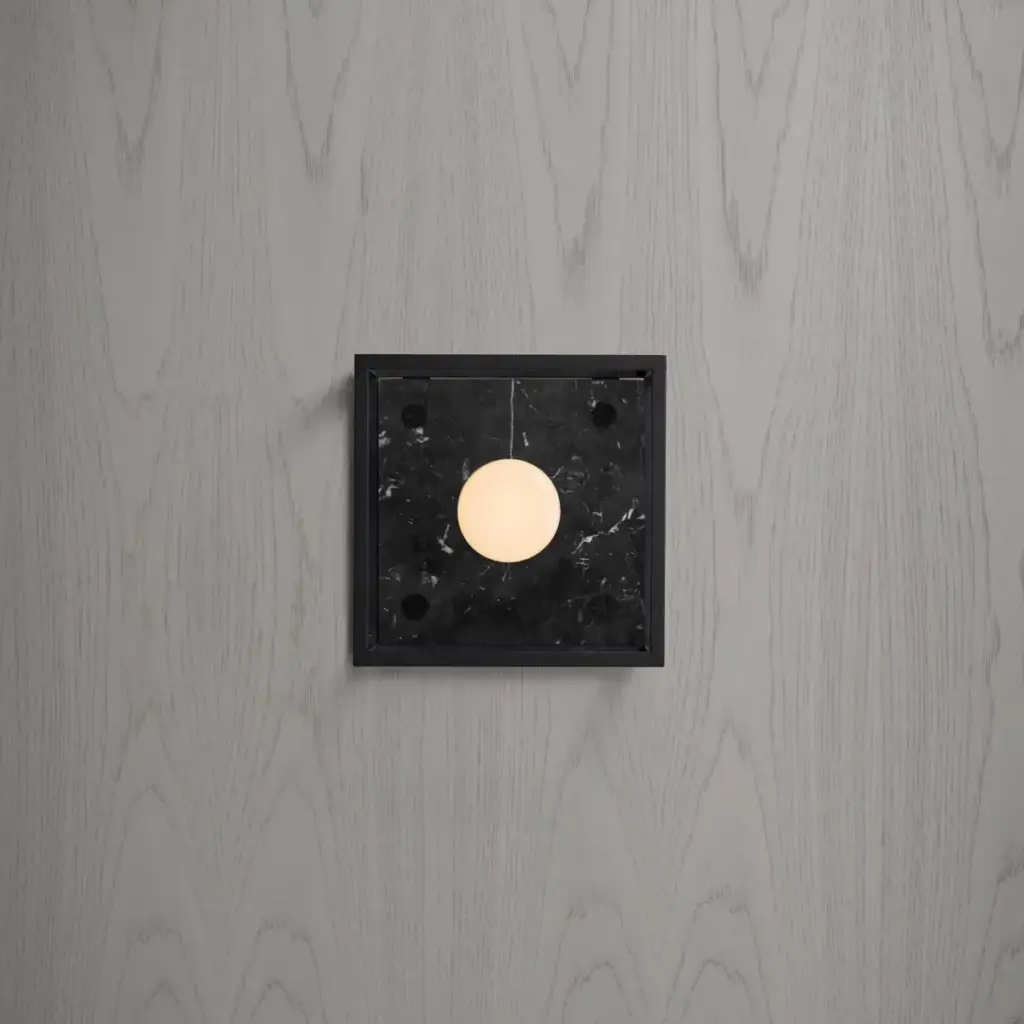 Lampa ścienna Caged Cross S Marmur – Czarny