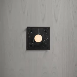 Lampa ścienna Caged Cross S Marmur – Czarny